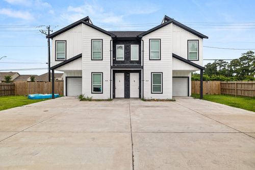 8534 Woodlyn Rd, Houston, TX, 77028-1659 | Card Image