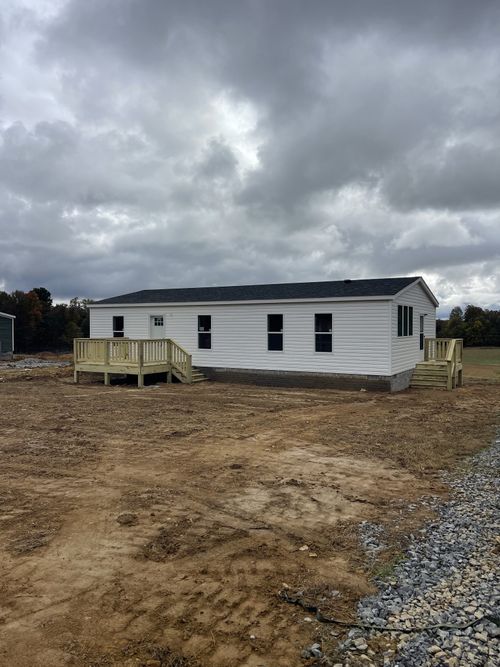 889 White Springs Rd, Lafayette, TN, 37083 | Card Image
