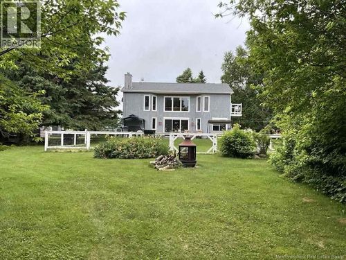 158 Rte 960, Cape Tormentine, NB, E4M2C6 | Card Image