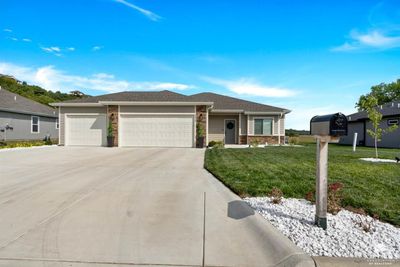 4913 Plumthicket, House other with 3 bedrooms, 2 bathrooms and null parking in Manhattan KS | Image 2