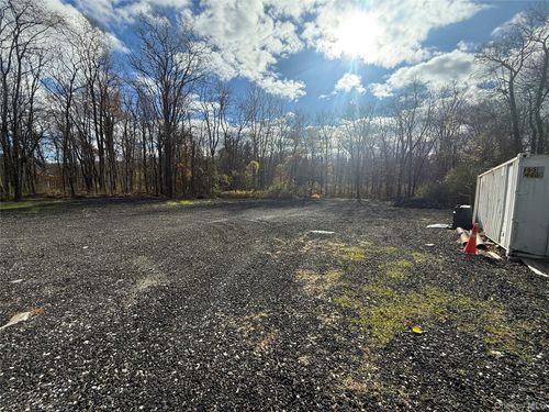 16 Ernest Ln, Mahopac, NY, 10541-2519 | Card Image