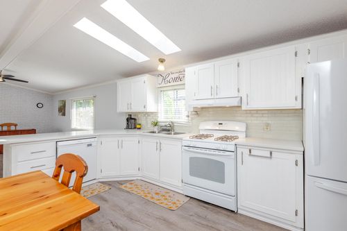 79-3300 Horn St, Abbotsford, BC, V2S7Y6 | Card Image