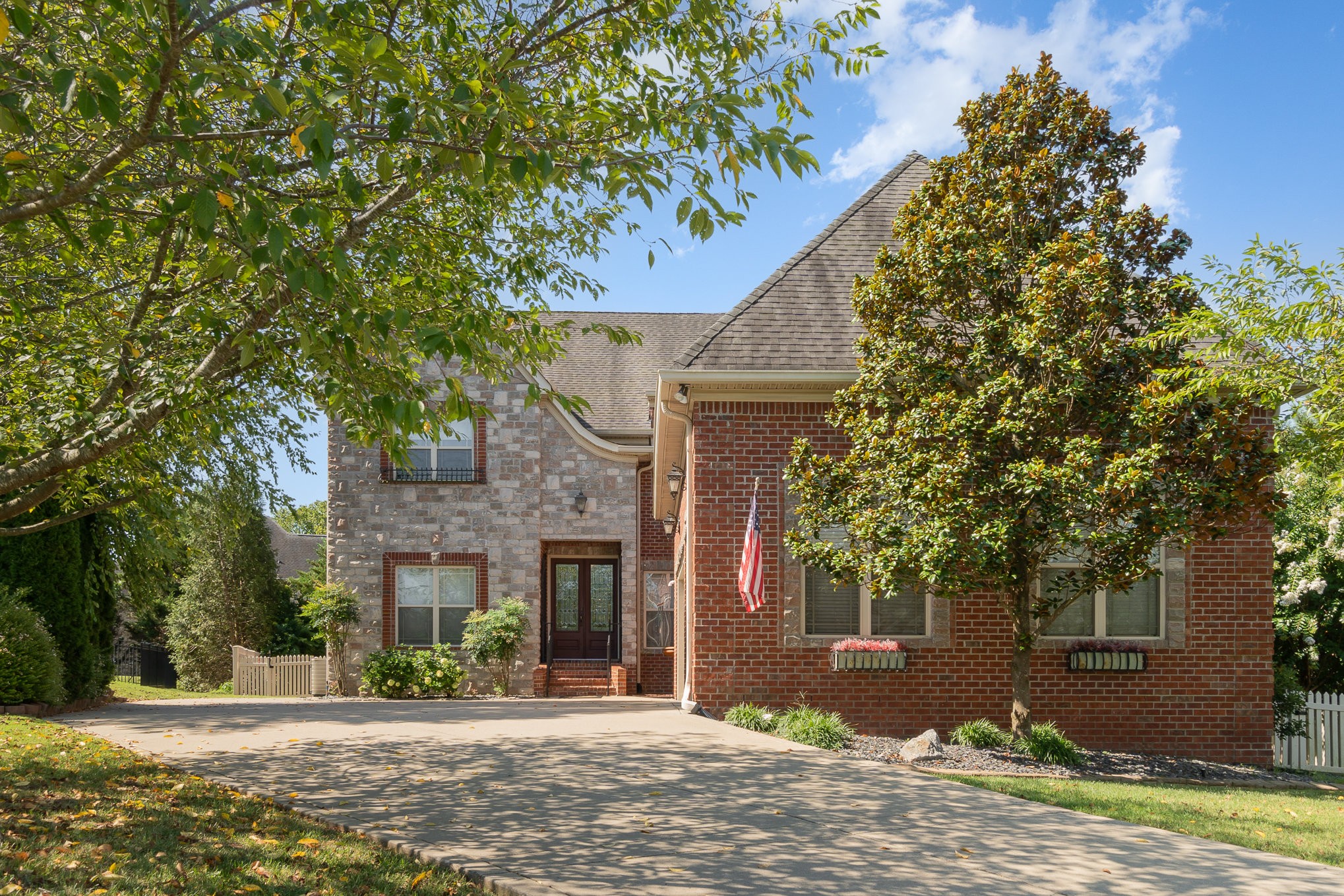 Creekview Dr, Murfreesboro, TN 37128
