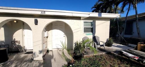 308 Nw 2nd Ave, Deerfield Beach, FL, 33441-1925 | Card Image