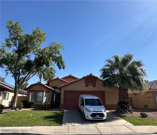 989 River Walk Ct, Henderson, NV, 89015-6926 | Card Image