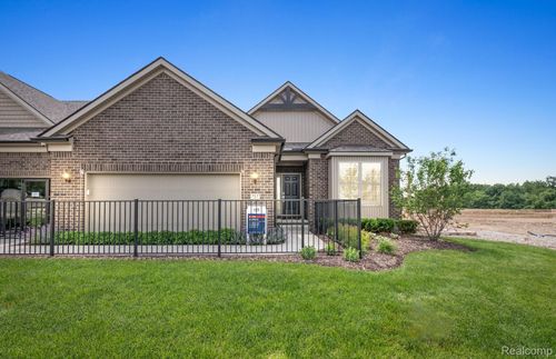 868 Kelpie Dr, Ann Arbor, MI, 48108-7944 | Card Image