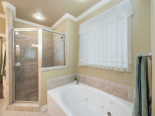 104 E Rustle Cv, House other with 4 bedrooms, 4 bathrooms and 3 parking in Georgetown TX | Image 20