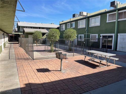 d20-500 S 13th St, Las Vegas, NV, 89101-7238 | Card Image