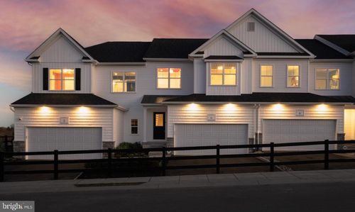 91-209 Vienna Blvd, GLENMOORE, PA, 19343-1027 | Card Image