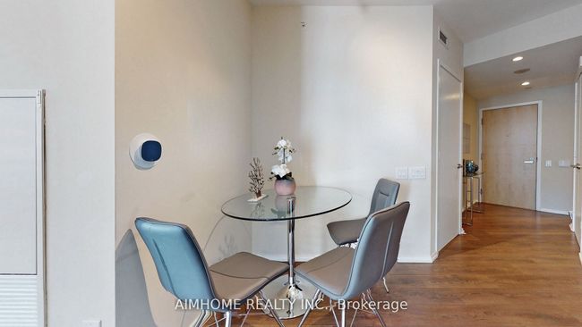 909 - 45 Charles St E, Condo with 1 bedrooms, 2 bathrooms and null parking in Toronto ON | Image 8