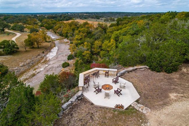 556 Cliff View Loop, Home with 6 bedrooms, 7 bathrooms and null parking in Harper TX | Image 94