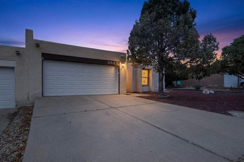 5527 Amistad Rd, Albuquerque, NM, 87111-1549 | Card Image