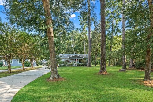 13231 Southshore Dr, Conroe, TX, 77304-5271 | Card Image