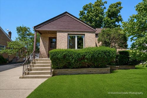 112 West Dr, Northlake, IL, 60164-1624 | Card Image