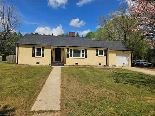 345 E Starmount Ave, Liberty, NC, 27298-2904 | Card Image