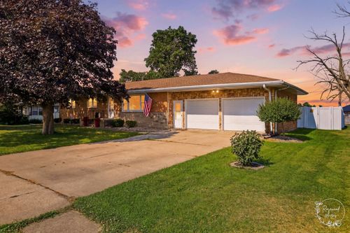 605 N Elm St, Herscher, IL, 60941-9507 | Card Image