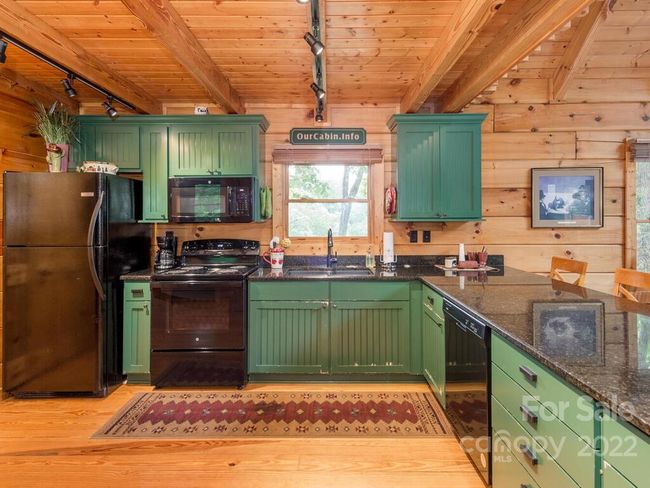 110 Rock Crest Cv, House other with 3 bedrooms, 2 bathrooms and null parking in Lake Lure NC | Image 13