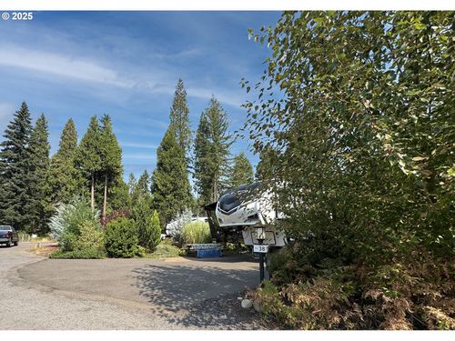 38-54432 Mckenzie Hwy, Blue River, OR, 97413-9650 | Card Image
