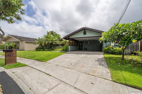 427 Akoakoa Pl, Kailua, HI, 96734-3904 | Card Image