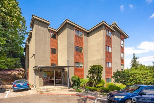 101-1717 5th Ave N, Seattle, WA, 98109-2939 | Card Image