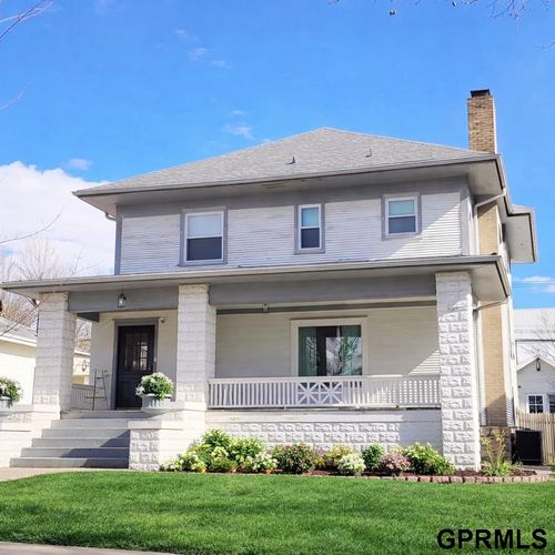 912 D St, Fairbury, NE, 68352-1918 | Card Image