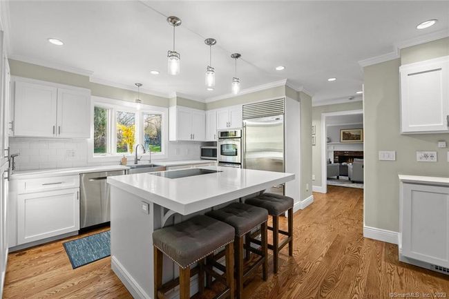 5 Holly Pl, House other with 4 bedrooms, 3 bathrooms and null parking in Wilton CT | Image 9