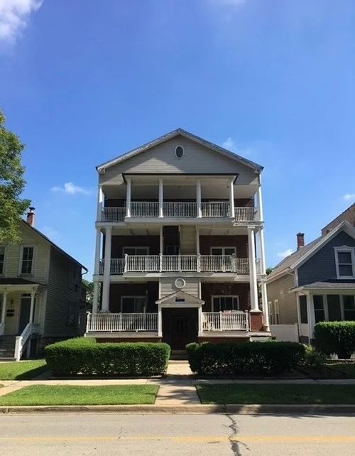 apt-202-1120 Ontario St, Oak Park, IL, 60302-1953 | Card Image