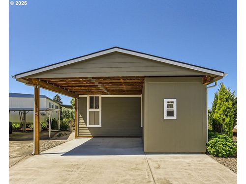 11568 Sw Royal Villa Dr, Tigard, OR, 97224-3408 | Card Image