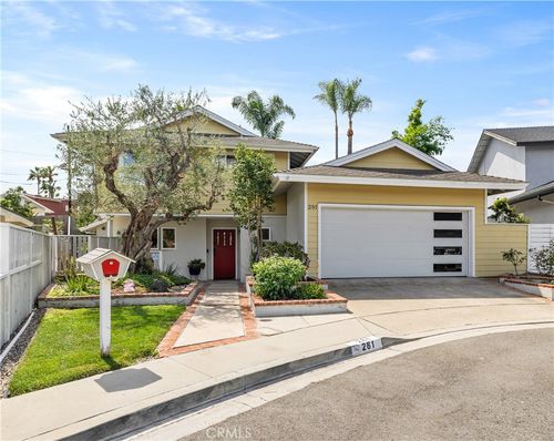 281 Brentwood Pl, Costa Mesa, CA, 92627-1366 | Card Image