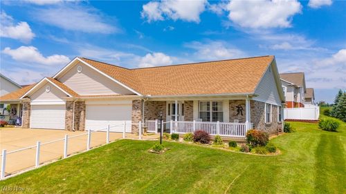 51989 White Pine Dr, Saint Clairsville, OH, 43950-8354 | Card Image