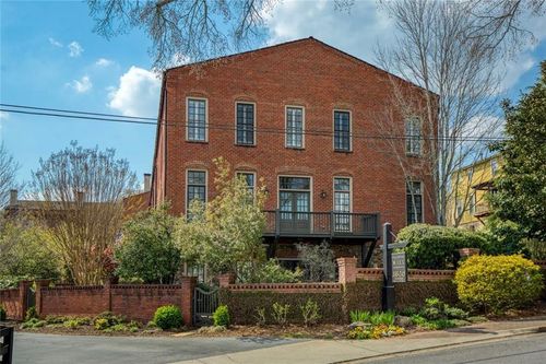 100 Founders Mill Ct, Roswell, GA, 30075-4988 | Card Image