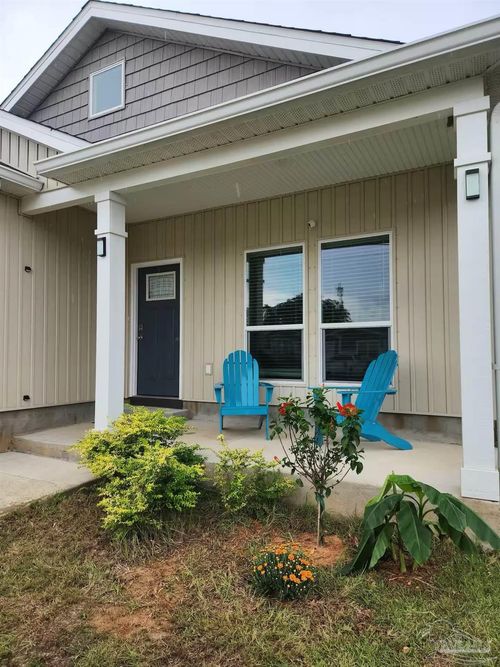 5446 Medina Rd, Pensacola, FL, 32507-8953 | Card Image