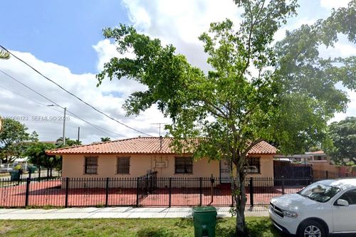 351 Nw 32nd Pl, Miami, FL, 33125 | Card Image