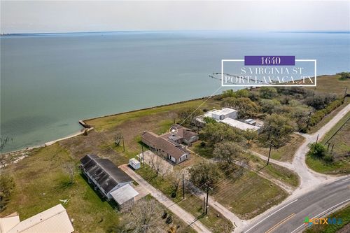 1640 S Virginia St, Port Lavaca, TX, 77979-4365 | Card Image