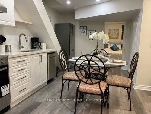 3-43 Wales Ave, Toronto, ON, M5T1J3 | Card Image