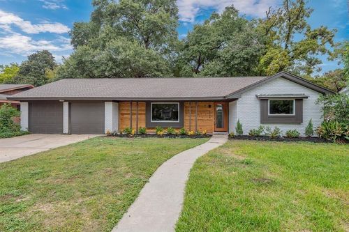10058 Larston St, Houston, TX, 77055-6004 | Card Image