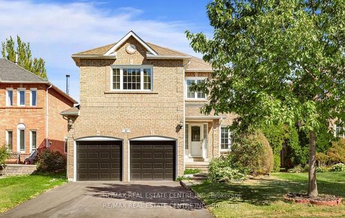 42 Howes St, Ajax, ON, L1T3V5 | Card Image