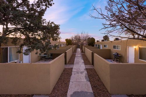512 Mesilla St, Albuquerque, NM, 87108-4257 | Card Image