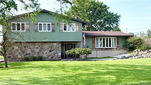 987 N Hewitt Dr, Lewiston, NY, 14092-2221 | Card Image