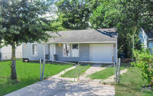 6830 New York St, Houston, TX, 77021-5050 | Card Image