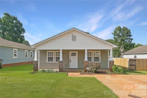 817 Wainwright Ave, Charlotte, NC, 28206-1851 | Card Image