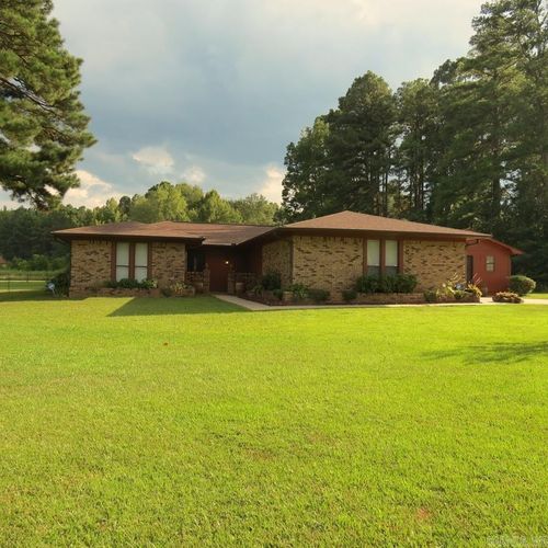 8930 Dyson Rd, Pine Bluff, AR, 71603-9107 | Card Image