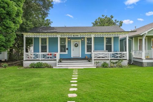 4912 Avenue R, Galveston, TX, 77551 | Card Image