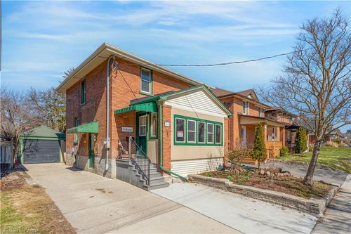 24 Onward Ave, Kitchener, ON, N2H3J7 | Card Image