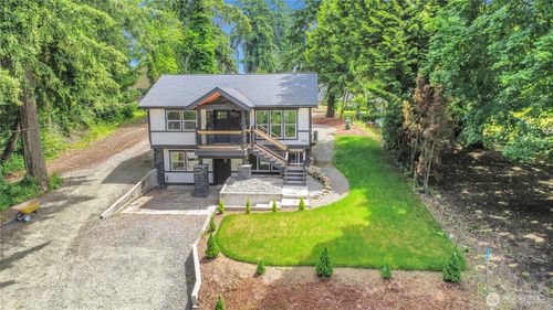 1804 13th Ave, Milton, WA, 98354-9272 | Card Image
