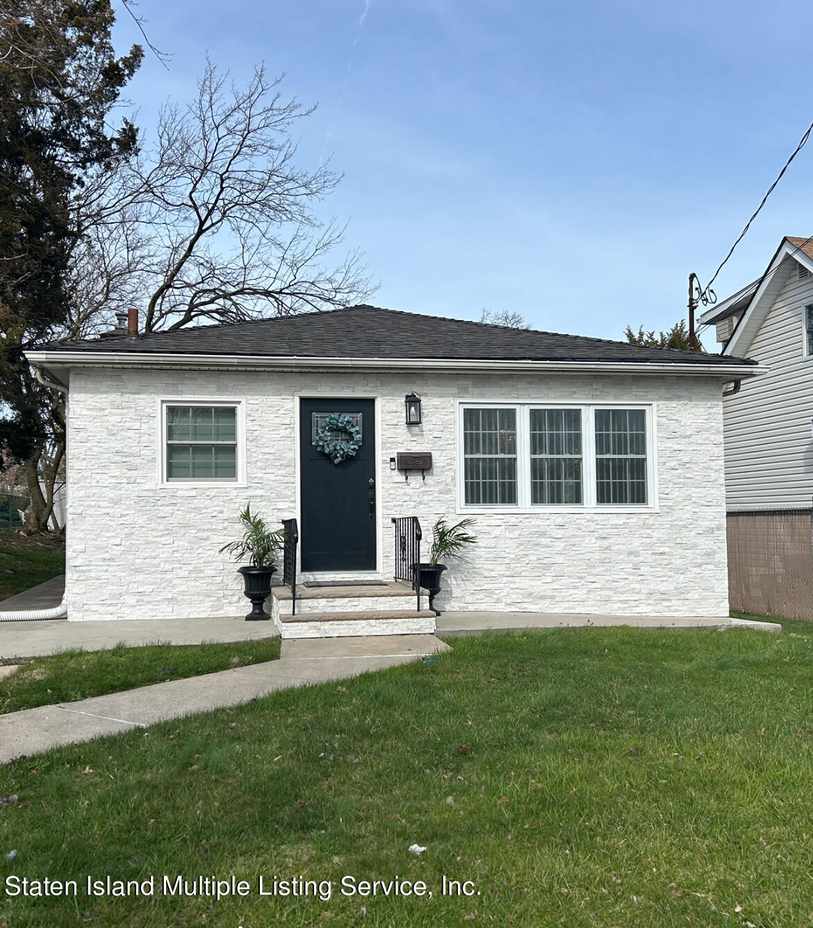 Richmond Ave, Staten Island, NY 10312