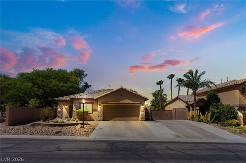 8096 Chestnut Glen Ave, Las Vegas, NV, 89131-4687 | Card Image
