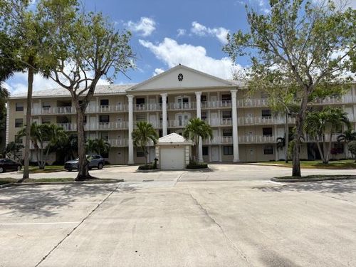 301-3501 Village Blvd, West Palm Beach, FL, 33409-7481 | Card Image