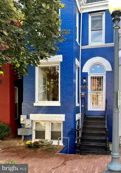 1227 Linden Pl Ne, WASHINGTON, DC, 20002-4454 | Card Image