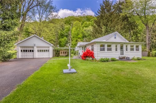 158 Esopus Creek Rd, Saugerties, NY, 12477-4303 | Card Image